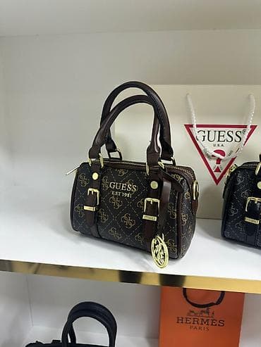 qizil saat: Çiyin çantası, Guess — 6