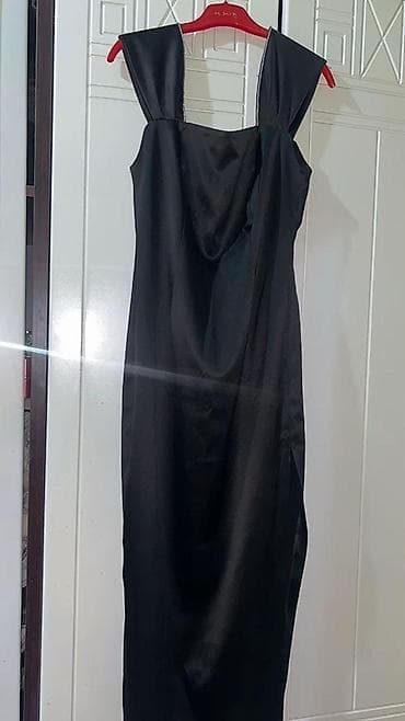 Qara zərif gecə/ziyafət donu - Rəng: qara - Uzunluq: midi-uzun