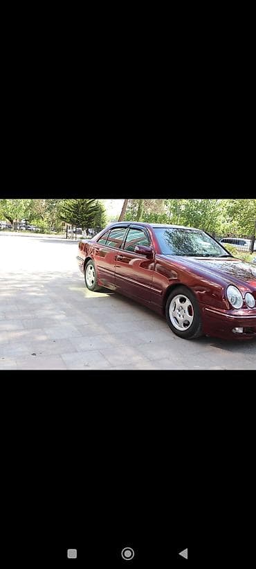 24 maşın: Mercedes-Benz E-Class: 0.2 l | 2000 il Sedan — 10