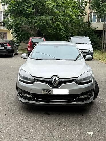 Renault Megane: 1.5 l | 2012 il 31000 km Hetçbek — 3