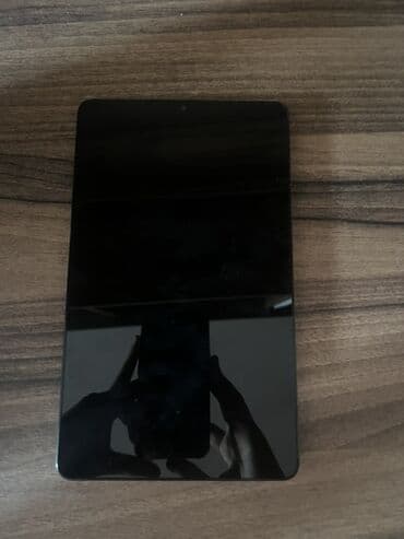 pilanşet: Samsung Tab A9 satilir.Tund mavi rengdedi.1-2ciziqi var.Yaxsi isleyir — 2