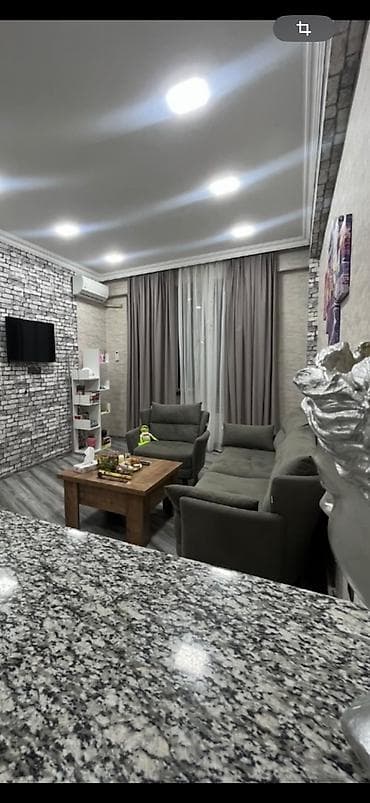 kiraye ev 20 yanvarda: Studiya, 70 kv. m — 7