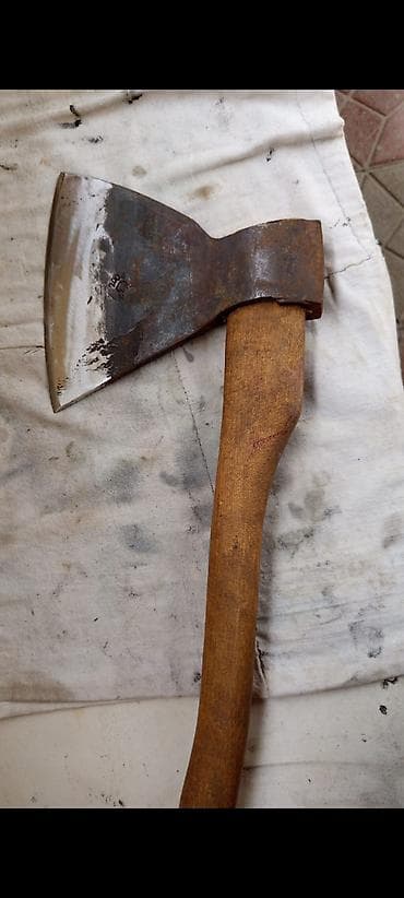 pol taxdaları: Odun baltası, Polad — 1