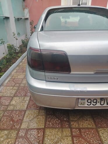 zafira b: Opel Omega: 2 l | Sedan — 5