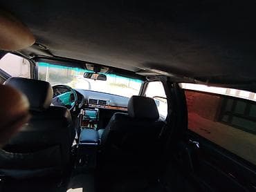 Mercedes-Benz S 280: 2.8 l | 1994 il Sedan — 4
