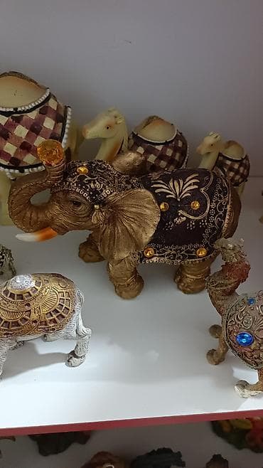 qedimi pullar: Suvenir.yenidir.basqa suvenirler de var.yazin vatsapda sekilleri — 2