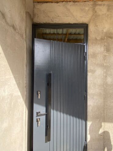 входные двери со стеклом и ковкой: Подъездная Новый Входная дверь С рамой, C гарантией, Бесплатная установка, Бесплатная доставка — 2