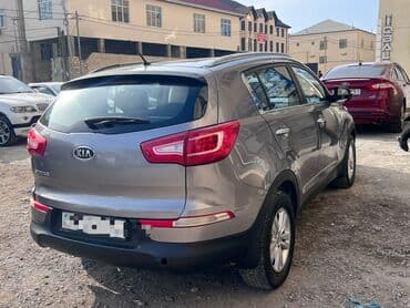 tofaş satış: 2011 kia sportage Servis 2 Doch 178.000 km yürüş vuruq udari yoxdur — 2