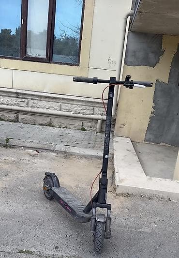 samokat: Elektrik skuter - Şəhərdaxili sürüş üçün yığıla bilən konstruksiya - — 2