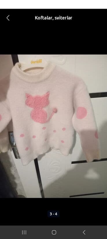 korpə uşaq geyimləri: Uşaq sviteri - Rəng: açıq krem/çəhrayı tonları - Dizayn: ön hissədə — 2