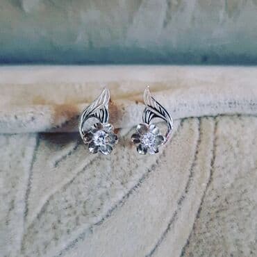 qedimi mirvari: Sırğa, Sarı qızıl, 583 Əyar, 264 g — 2