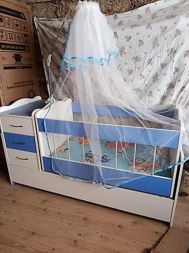 Ev və bağ: Oğlan və qız üçün, Dördbucaq, Beşik, Yellənmə mexanizmsiz — 3