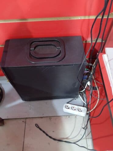 Avtoservis avadanlıqları: Mağaza üçün mebel dəsti - Rəng: qırmızı (qara kənar haşiyələr) - — 7