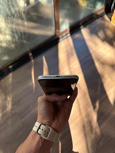 iphone 17 yigilma: IPhone 11, Ağ, Simsiz şarj — 6