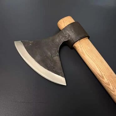 İncəsənət və kolleksiyalar: Ovcu balta — 2