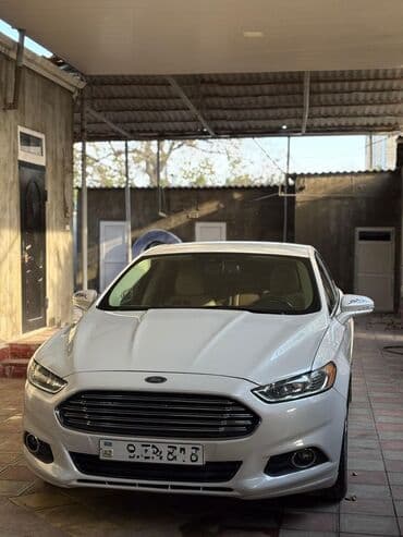 авто в кредит: Ford Fusion: 1.6 л | 2014 г. 180525 км Седан — 3