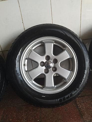 4 ədəd yığılmış disk+şin komplekti əla vəziyyətdədiler pirus diskidi — 2