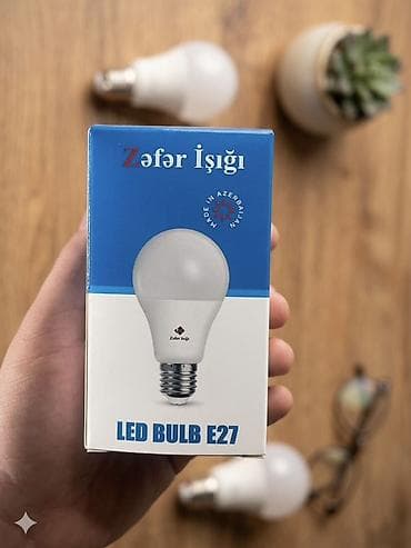 lan: Zəfər İşığı LED lampası – E27 patrondur. Qutuda “LED BULB E27” qeyd — 1