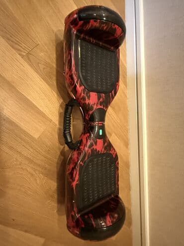 Problemsiz işləyir bütün işıqları işləyir adapteri,qutusu,və acarı