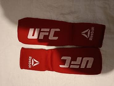Reebok UFC diz qoruyucuları (cüt) - Rəng: qırmızı, ağ loqo yazıları