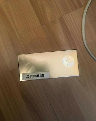 qadın ətirləri: İdealdan alınıb çox gözəl ətri var.Alinib 200 satıram 100.Maraglananar — 2