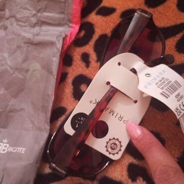 eyneklerin qiymeti: Gün. eynäyi. Germaniyanindi. şüşäsi. gözä. zärär. vermiyändi — 10