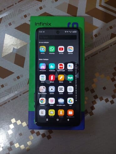Аудиотехника: Infinix Smart 8, 128 ГБ, цвет - Зеленый, Кнопочный, Сенсорный, Face ID — 3