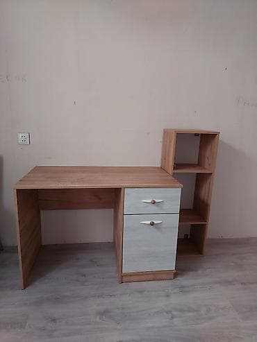 masa ders: Düz masa, Polkalı, Siyirməli, Teksturalı laminat, Zəmanətsiz, Kredit yoxdur — 1