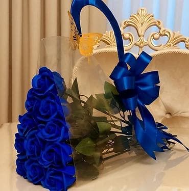 Ətirli güllər 8 marta özəl istənilən rəngdə sifariş edə lalafo.az -da Ətirli güllər 8 marta özəl istənilən rəngdə sifariş edə