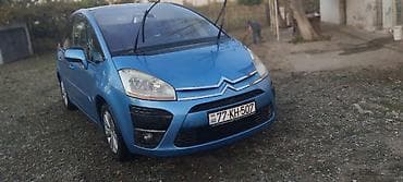 star c4: Citroën C4 Picasso – mavi rəngli kompakt MPV Xüsusiyyətlər: - Kuzov — 8