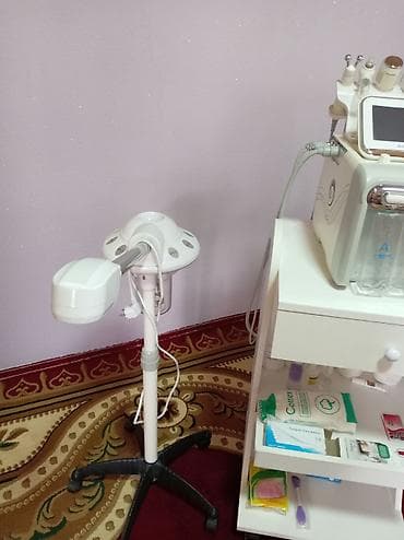 tibbi carpayı: Kosmetologiya üçün tam təchizatlı aparat və mebel dəsti Tərkib: - — 7