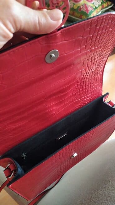 guess canta qiymetleri: Çiyin çantası, Guess, Yeni — 3