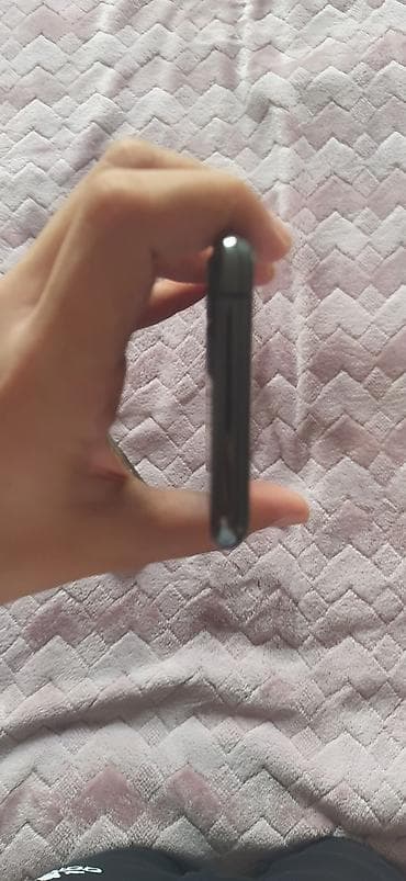 adapt: IPhone 11 Pro, 64 GB, Space Gray, Simsiz şarj, Face ID — 4