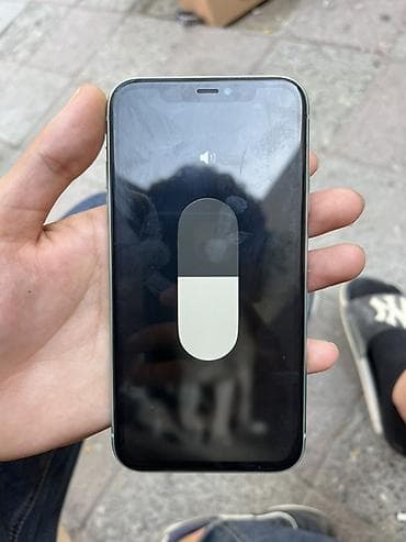 iphon3 6s plus: IPhone 11, 256 GB, Yaşıl, Zəmanət, Face ID — 8