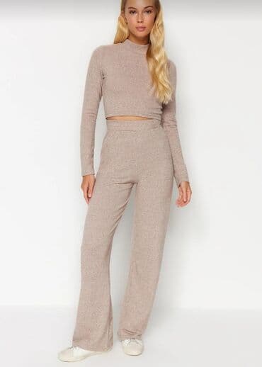 Dəstlər, kostyumlar: Dəst paltar — 1