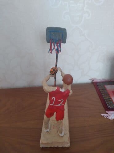 Heykəlcik, 2024 il, Ünvandan götürmə