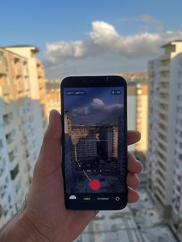iphone 13 pro max qiymetleri: IPhone 13 Pro, Sierra Blue — 2