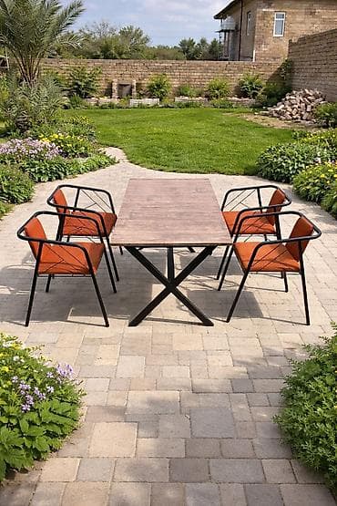 Balkon üçün, Açılmayan, Dördbucaq masa, 4 stul