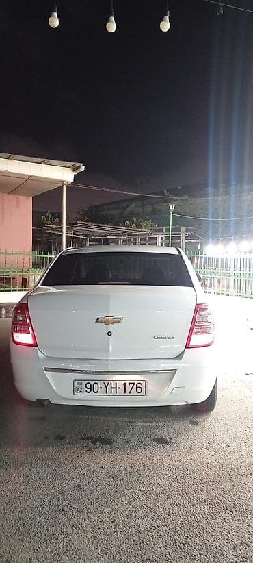 Chevrolet: Chevrolet Cobalt: 1.5 l | 2024 il 98000 km Sedan — 3