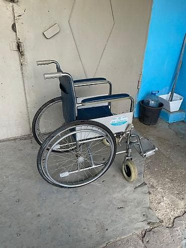 Məhsul: Manual əlil arabası Təsvir: - Konstruksiya: Xrom metal — 1