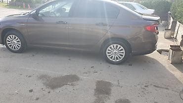 3 23 most: Fiat Tipo: 1.6 l | 2017 il 233000 km Sedan — 6