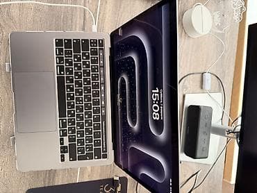 ipad mini 6: Apple MacBook noutbuk Xüsusiyyətlər: -intel i5 -Ram 8gb - Ssd 512 - — 4