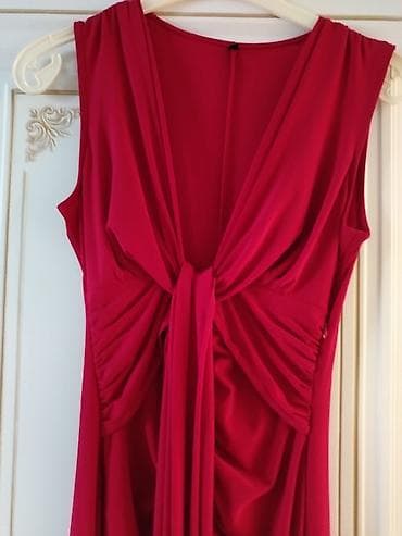 parfum de marly: Qırmızı qolsuz uzun don. 36 tazmer - Rəng: canlı qırmızı - Yanlarda — 1