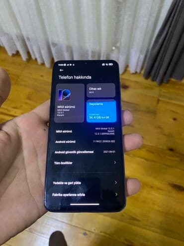 ТВ и видео: Xiaomi Mi 9, 64 ГБ, цвет - Черный, 
 Отпечаток пальца, Две SIM карты, Face ID — 2