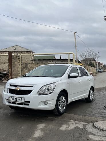 kreditle masin satanlar: Chevrolet Cobalt: 1.5 l | 2024 il 300 km Sedan — 3