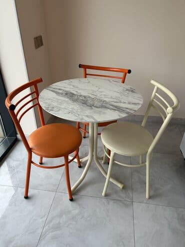 yumru stol: Masa dəsti Masa tək 85azn Stullar 1ədədi 25azn Qırığı hər hansısa bir — 1