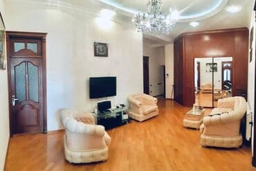 yeni guneslide 5 otaqli evlerin qiymeti: 3 otaqlı, Yeni tikili, 195 kv. m — 1