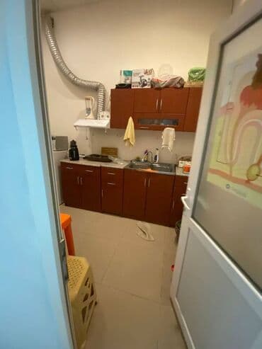 obyek: Badamdarda yerləşən ümumi sahəsi 120 kv,m olan,obyekt klinika kimi — 10