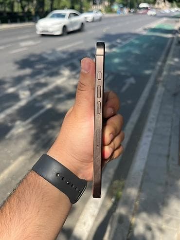 apple mac mini: IPhone 16 Pro, 256 GB, Desert Titanium, Zəmanət, Barmaq izi, Simsiz şarj — 5
