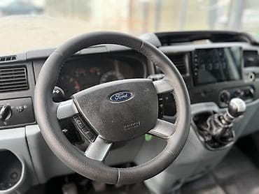 ford transit 2011: Ford Transit: 2.4 l | 2011 il 250000 km Van/Minivan — 3